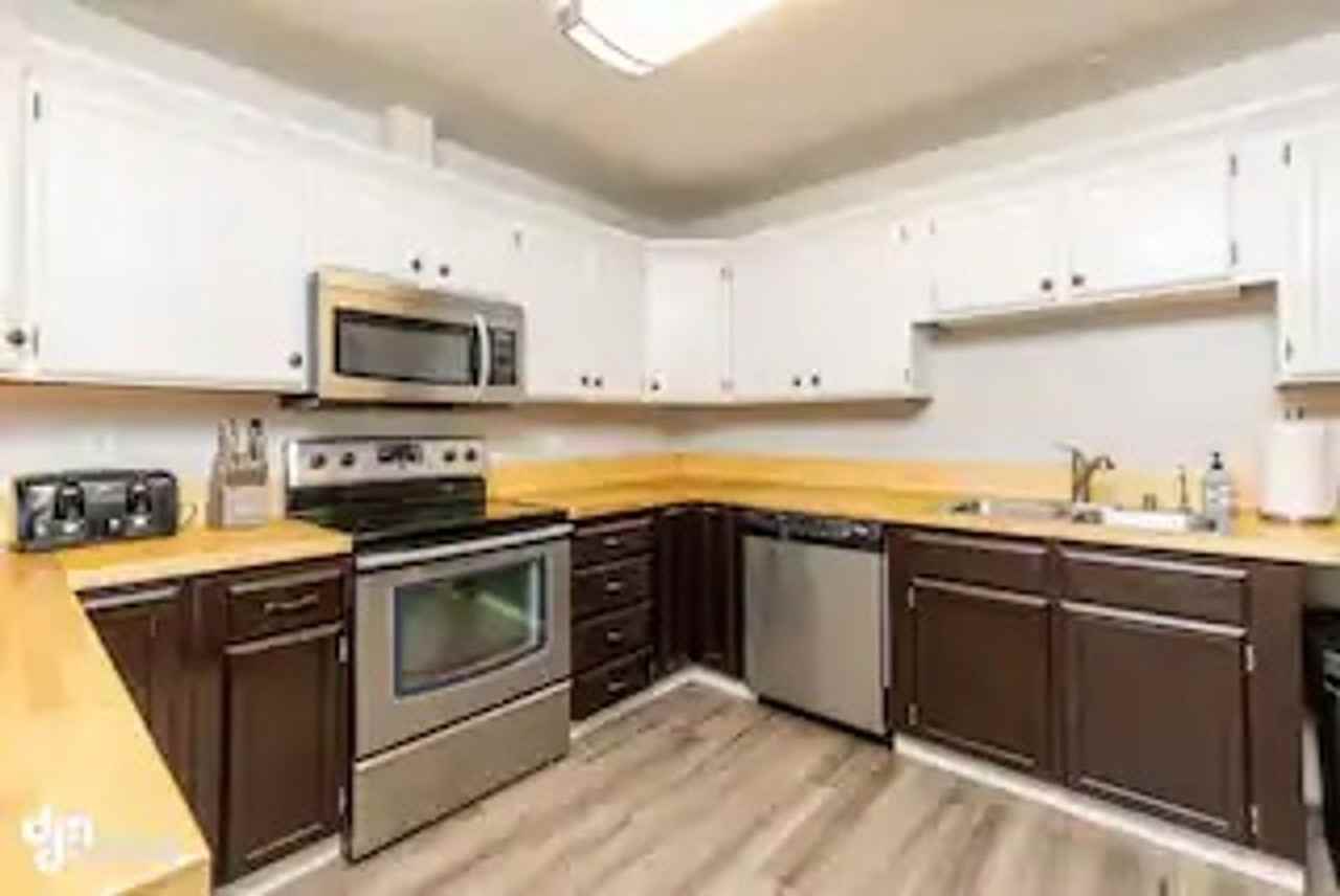 7854 Linda Ln - Photo 2 of 22
