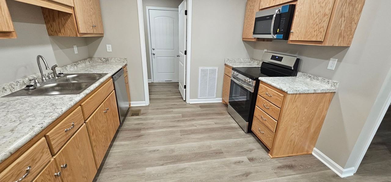 518 W Taylor St - Photo 7 of 15