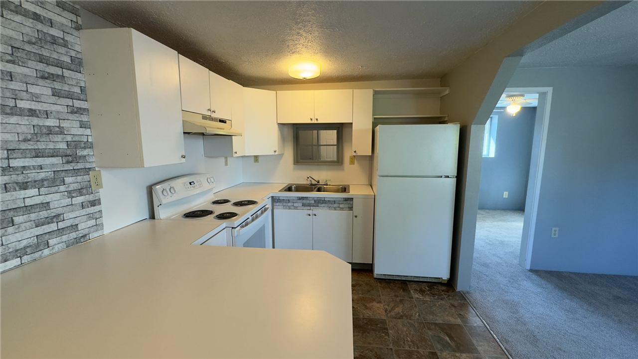 417 S 11th St - Photo 3 of 17