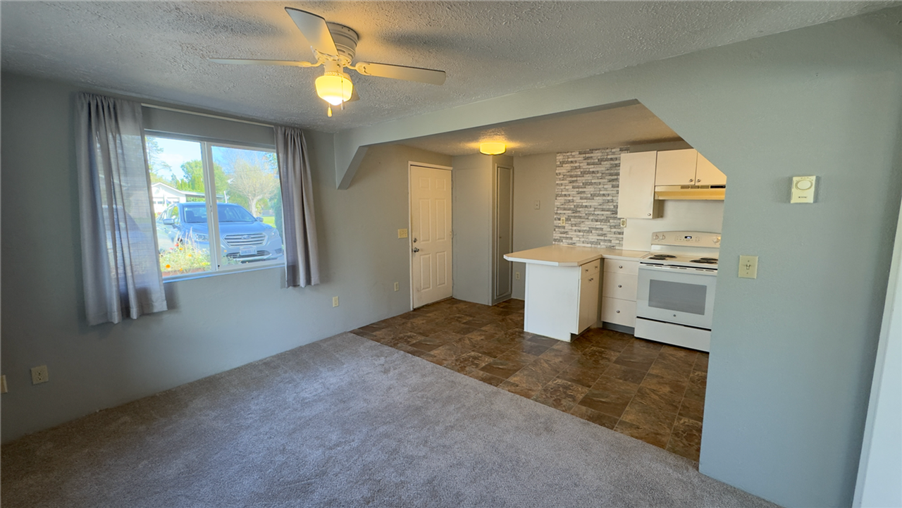 417 S 11th St - Photo 5 of 17