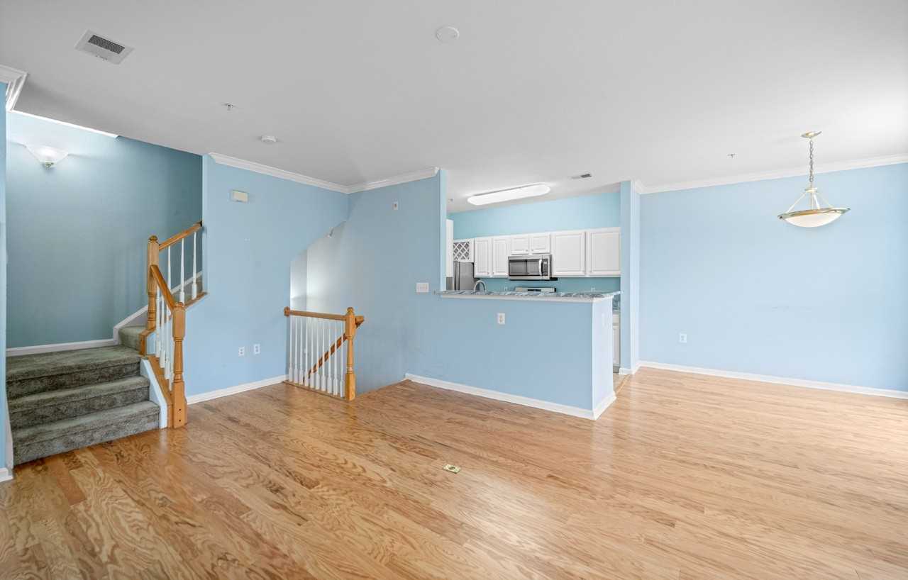 13121 Marcey Creek Rd - Photo 3 of 25