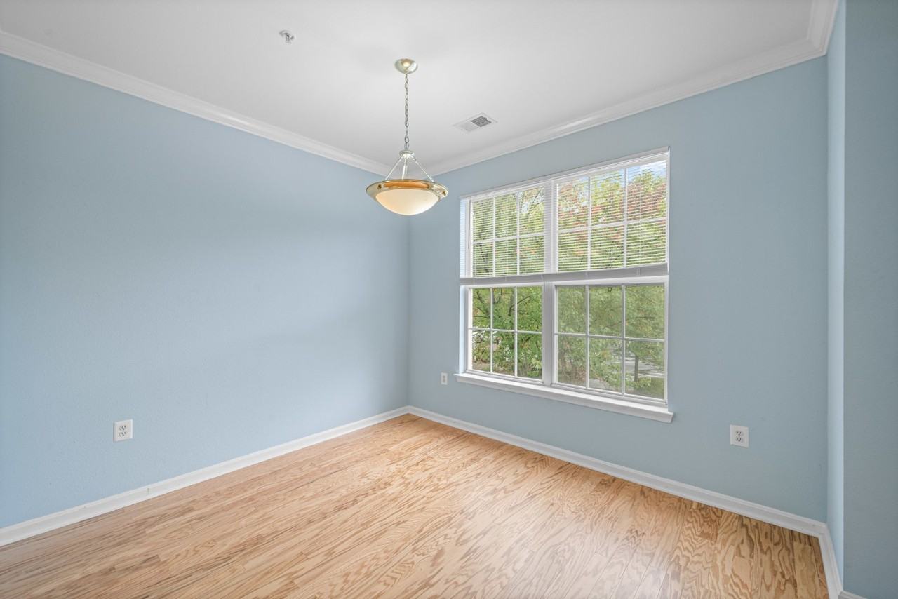 13121 Marcey Creek Rd - Photo 4 of 25