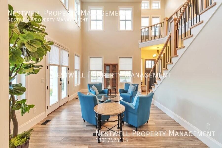 6443 W Copperhawk Dr - Photo 2 of 38