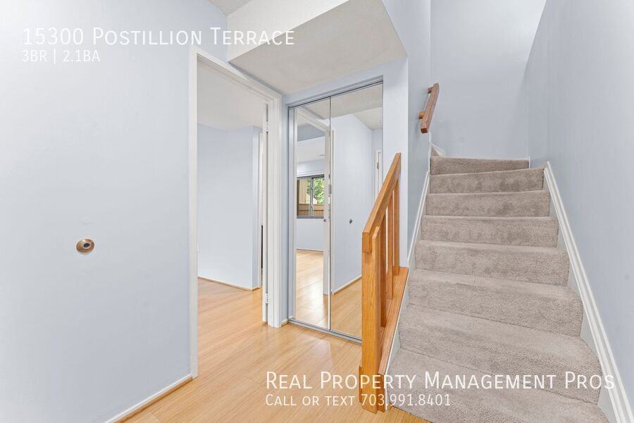 15300 Postillion Ter - Photo 3 of 32
