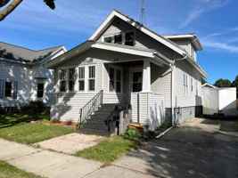 featured image of 39 14th St