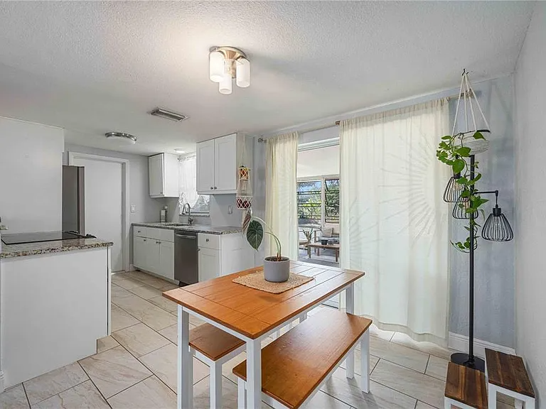 18198 Garvin Ave - Photo 6 of 20