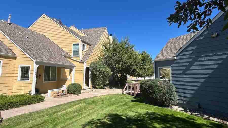 1967 S Balsam St - Photo 2 of 17