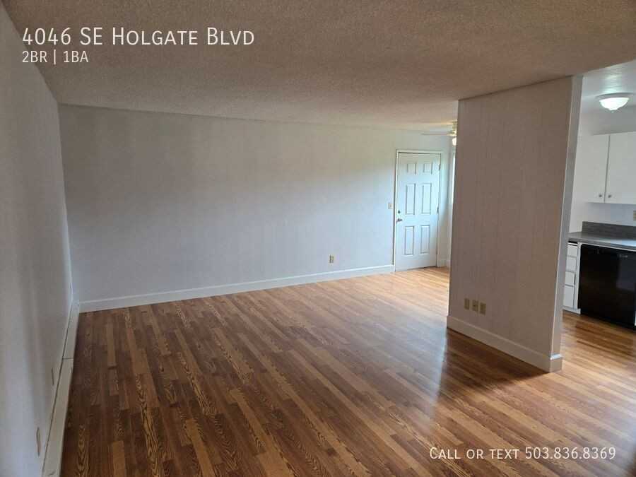 4046 Se Holgate Blvd - Photo 2 of 8