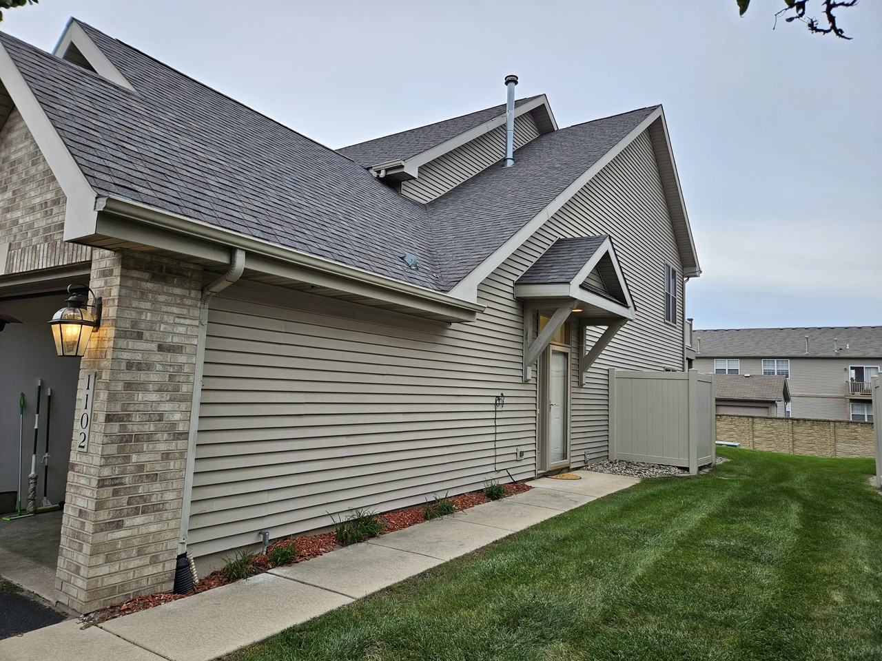 1102 Lakewood Court #1102 - Photo 2 of 14
