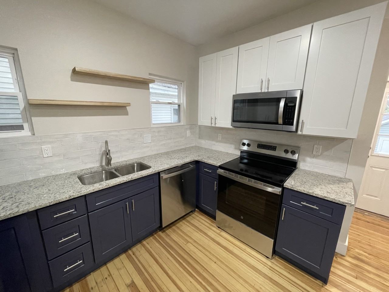 1506 W Grand Ave #NA - Photo 5 of 23