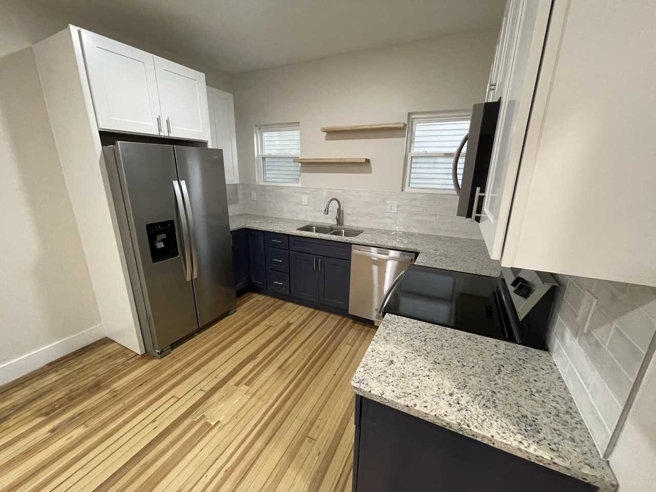 1506 W Grand Ave #NA - Photo 7 of 23
