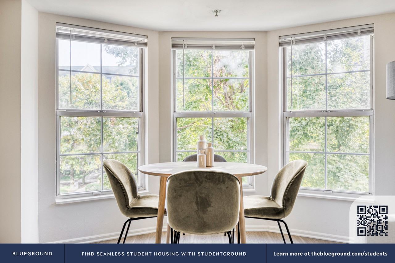 444 Washington Boulevard - Photo 7 of 47