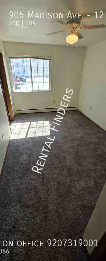 905 Madison Ave #12 - Photo 4 of 9