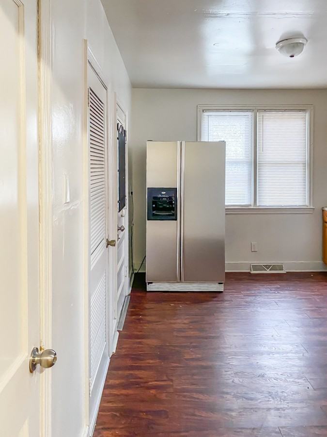 1113 Evergreen Ave #NA - Photo 3 of 19