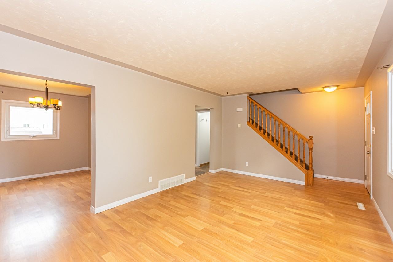 13320 89 St Nw #1 - Photo 2 of 22