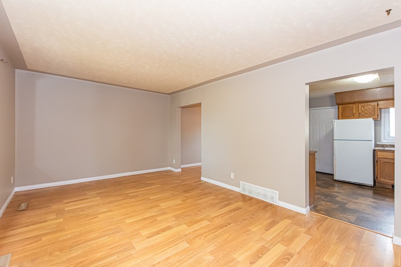 13320 89 St Nw #1 - Photo 3 of 22