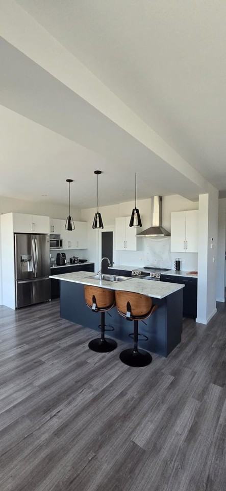 87 Snowy Owl Cres #1 - Photo 2 of 9