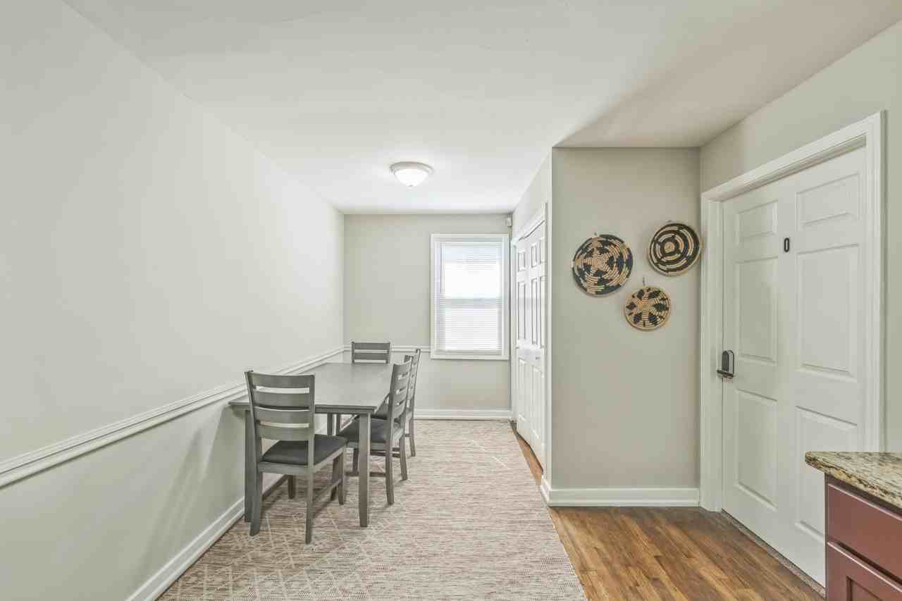 Willa Way - Photo 6 of 10