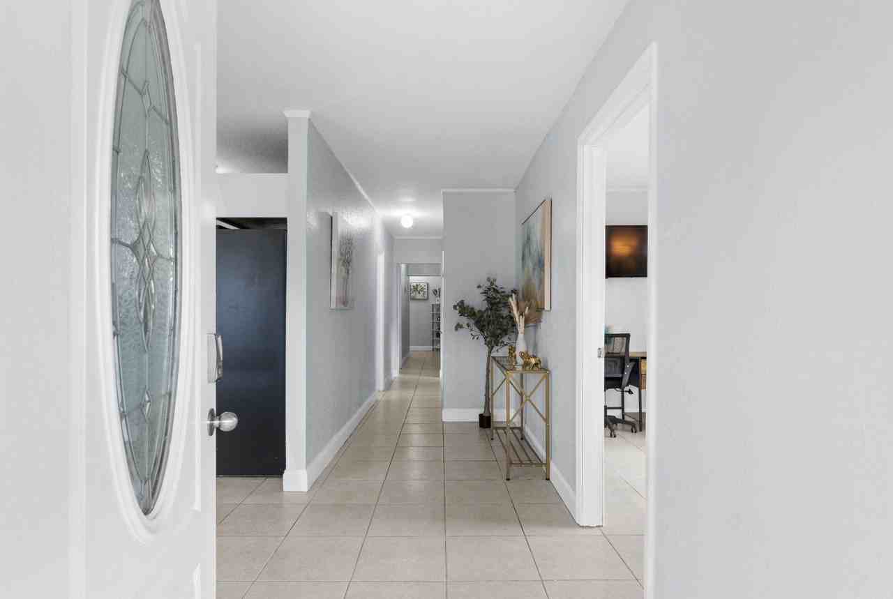 E 12th Ave - Photo 2 of 9