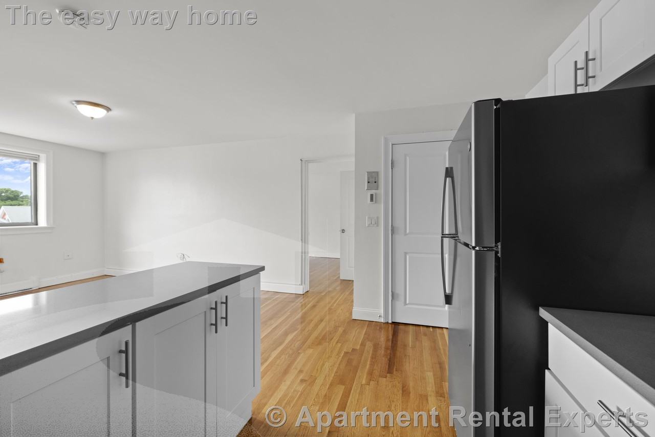 134 Summer St #44 - Photo 6 of 18