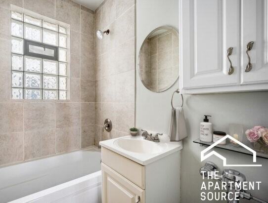 W Surf St #W3 - Photo 5 of 5