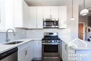 3937 N Janssen Ave #E1 - Photo 1 of 1