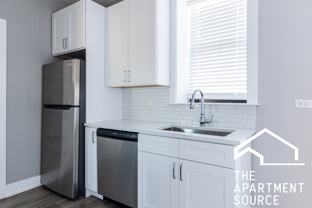 3941 N Janssen Ave #W1 - Photo 1 of 1