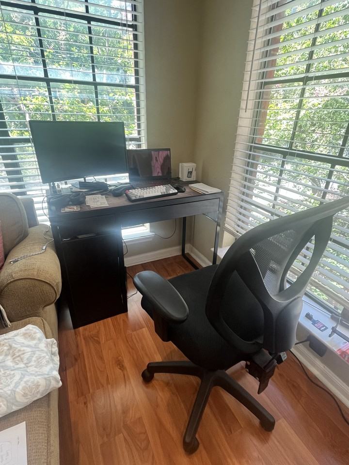 712 W 21st St #201 - Photo 4 of 14