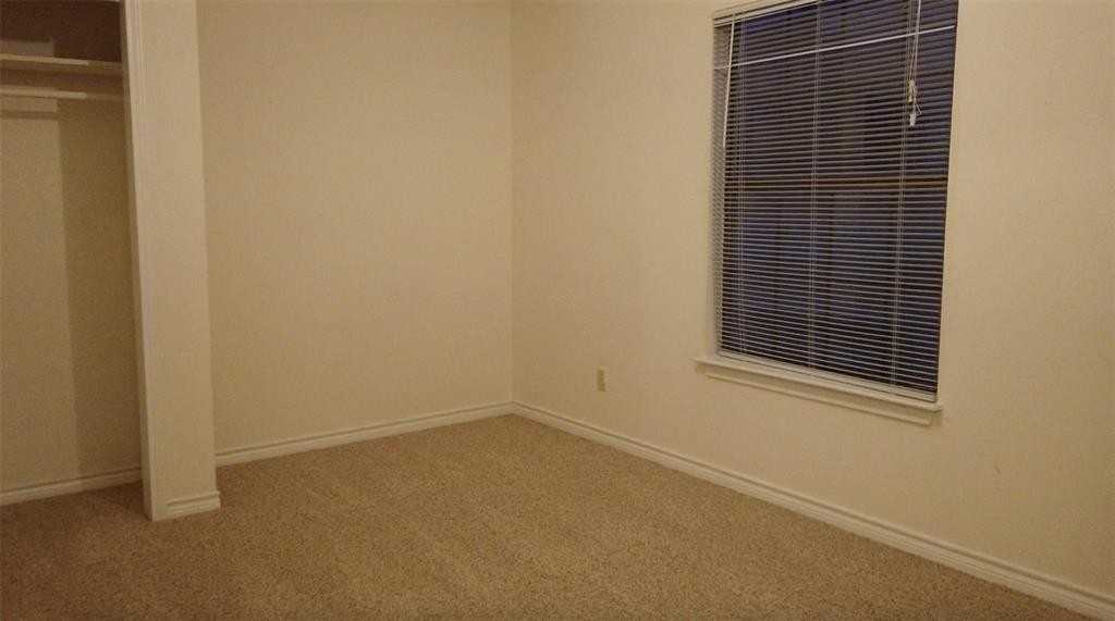 2509 Pearl St - Photo 5 of 13