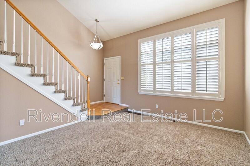 1529 Spring Water Way - Photo 2 of 16