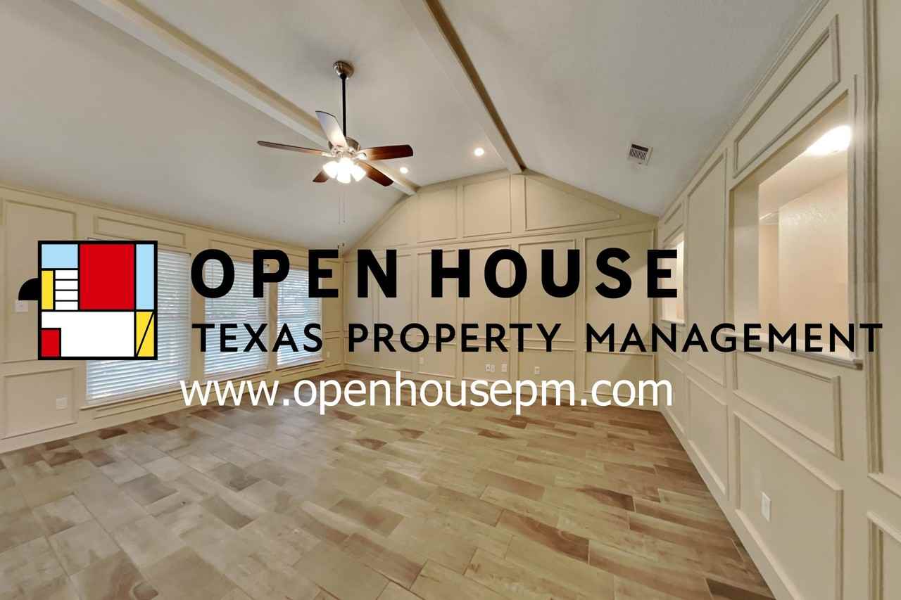 212 Springhill Dr - Photo 2 of 24