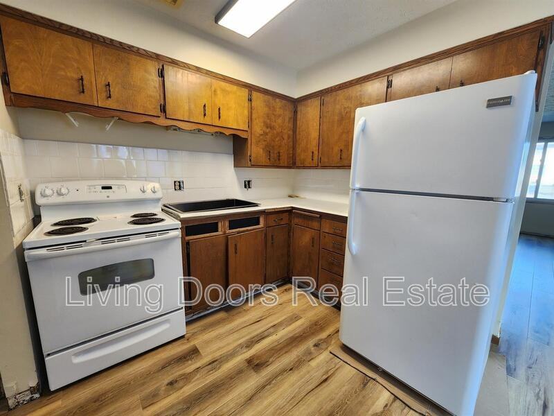 2041 South St - Photo 2 of 4