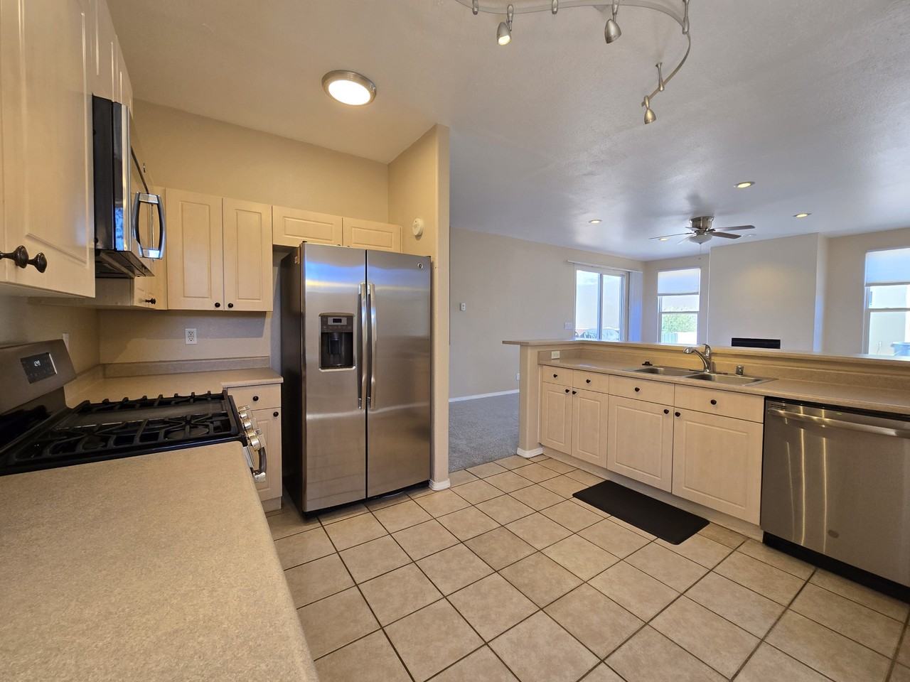 5 Myranda Ct - Photo 3 of 21