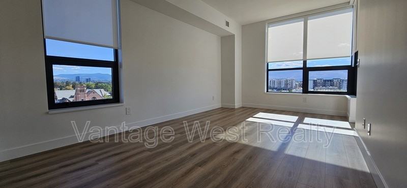 705-1488 Bertram - Photo 4 of 14