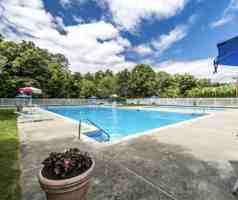 featured image of 4 Westgate Dr #104