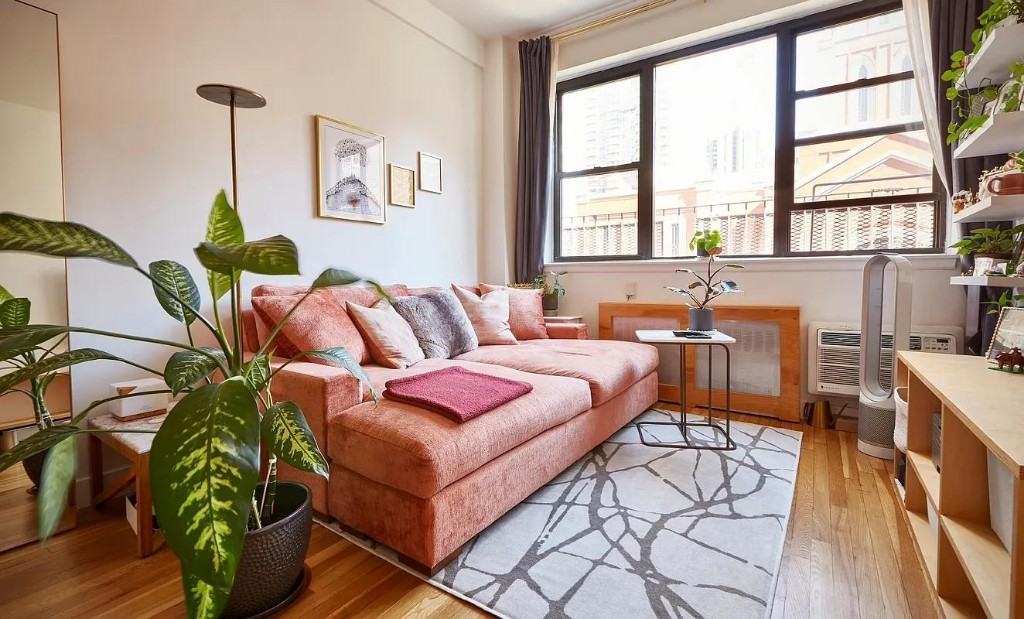 E 87th St #5E - Photo 2 of 11