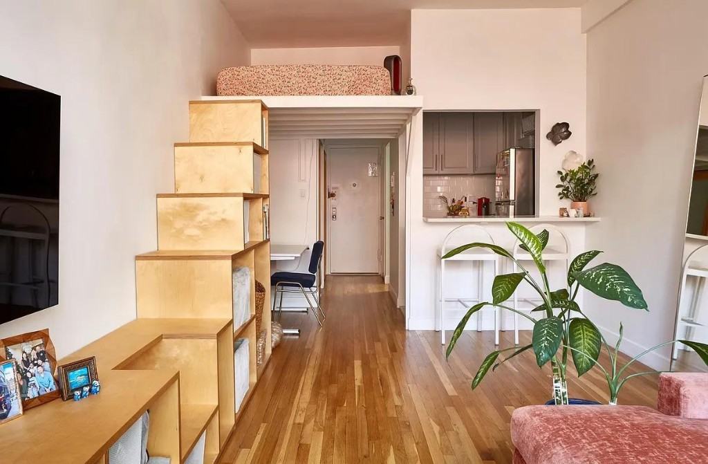 E 87th St #5E - Photo 3 of 11