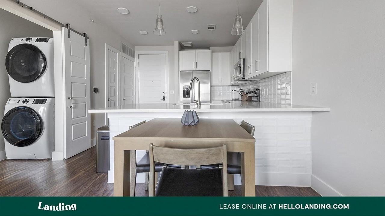 15950 Chase Hill Blvd - Photo 3 of 50