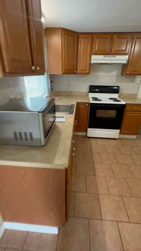 69 Lake St - Photo 7 of 22