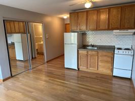 featured image of 512 W Wilson St