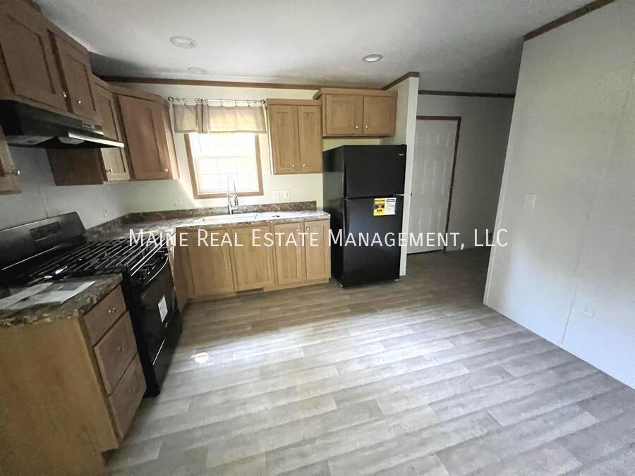 126 Penney Ln - Photo 2 of 17