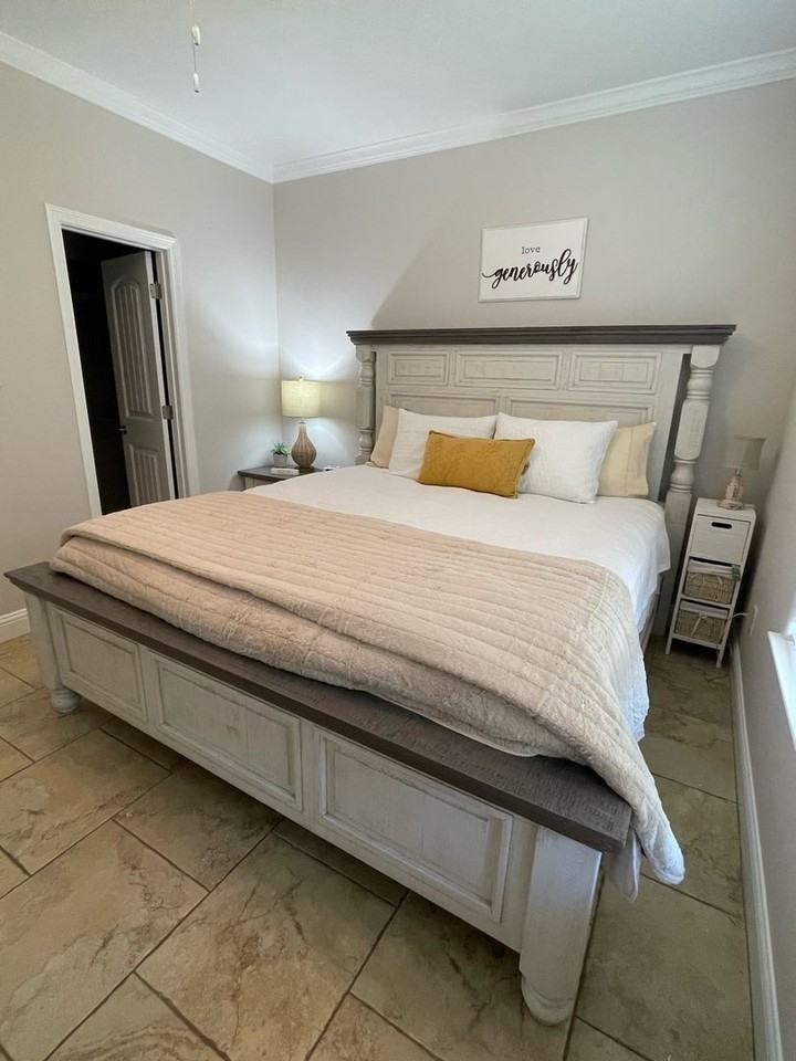 3800 Estes Park - Photo 3 of 35