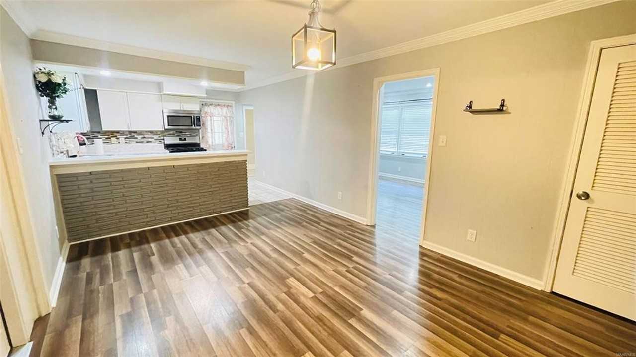 3410 Milan Dr - Photo 3 of 18
