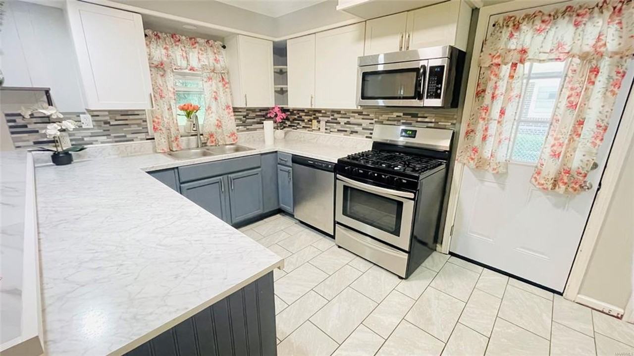 3410 Milan Dr - Photo 4 of 18