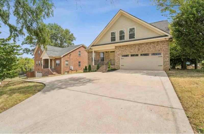 3204 Glencliff Rd - Photo 2 of 15