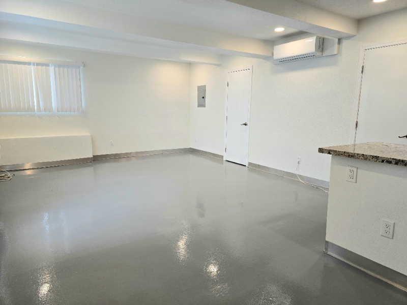 1719 W Walnut Ave - Photo 3 of 24