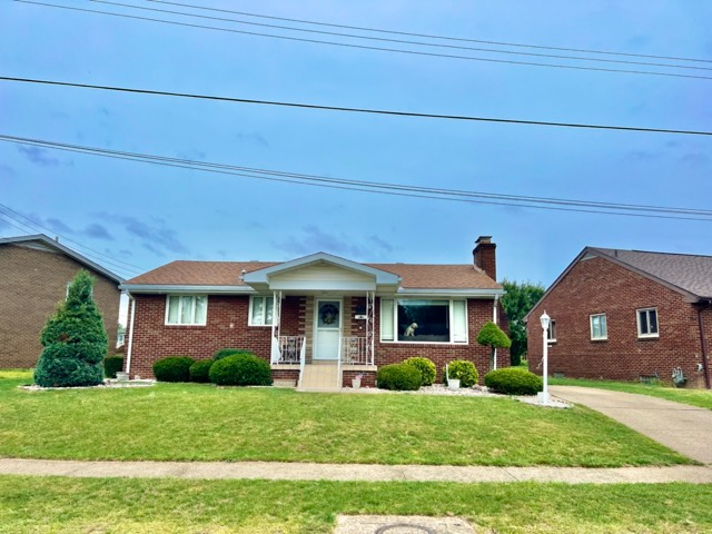 2372 West St - Photo 2 of 15
