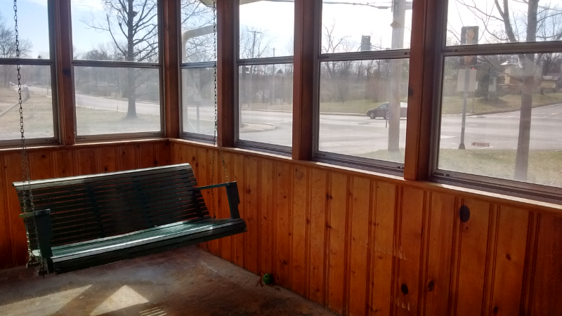 1601 W Broadway - Photo 5 of 20