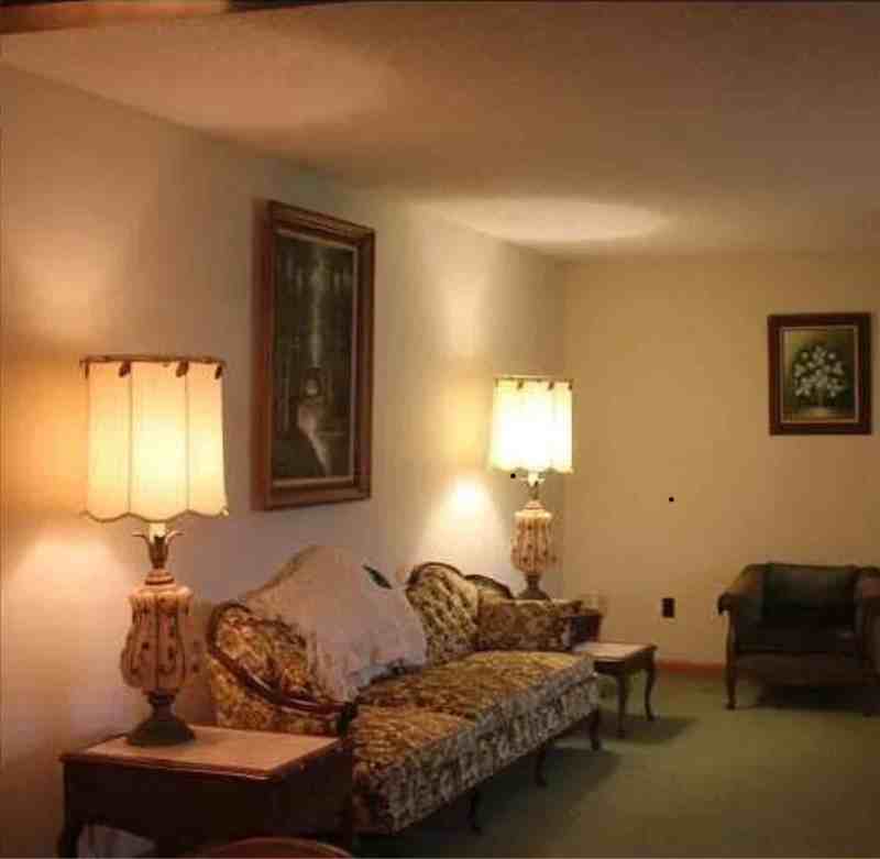 122 Collins Ave - Photo 2 of 12