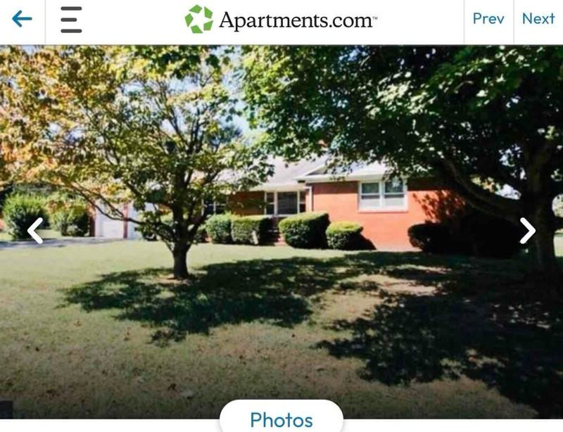 122 Collins Ave - Photo 3 of 12